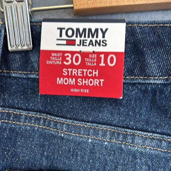 NWT Tommy Jeans Women's Stretch Mom‎ Short Size 10 Waist 30 - Picture 4 of 4